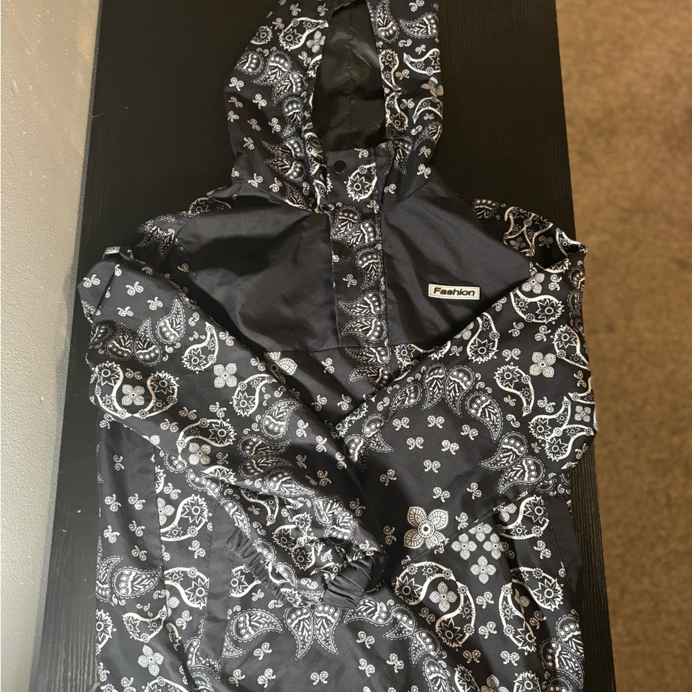 SHEIN Black and White Bandanna Print Jacket Great Condition Mens Size Small